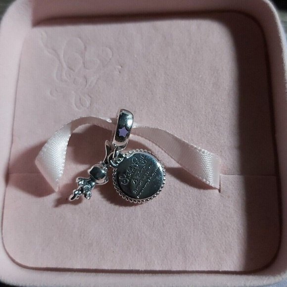 Pandora Disney Parks *Hong Kong Disneyland Exclusive* Stella Lou flower charm - Picture 14 of 14